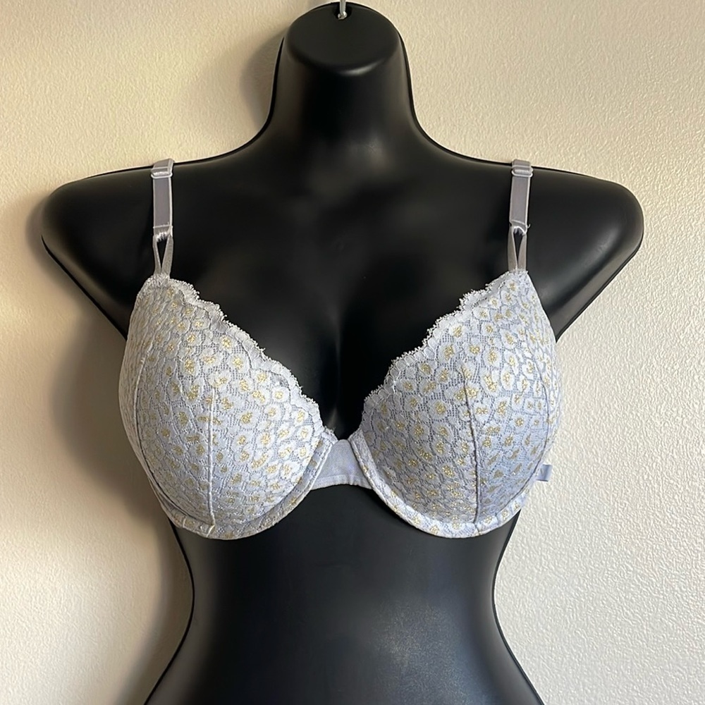VS Bra